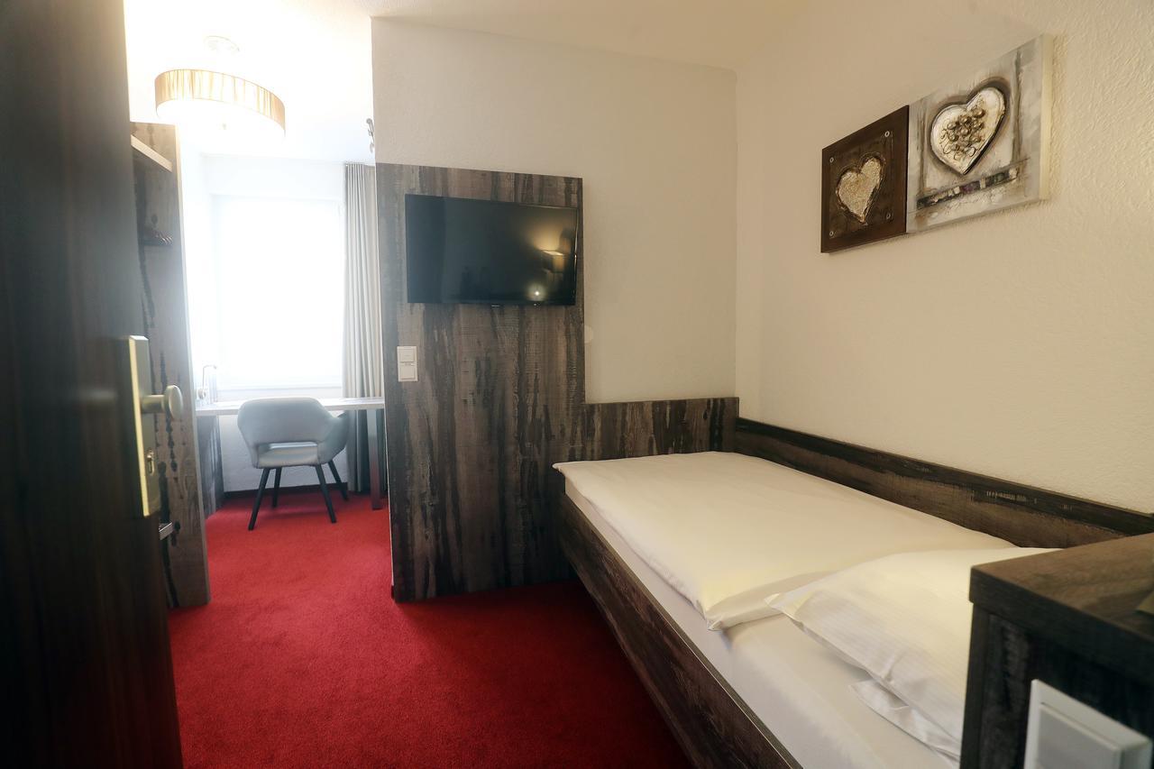 Stadthotel Miya Bad Mergentheim Extérieur photo
